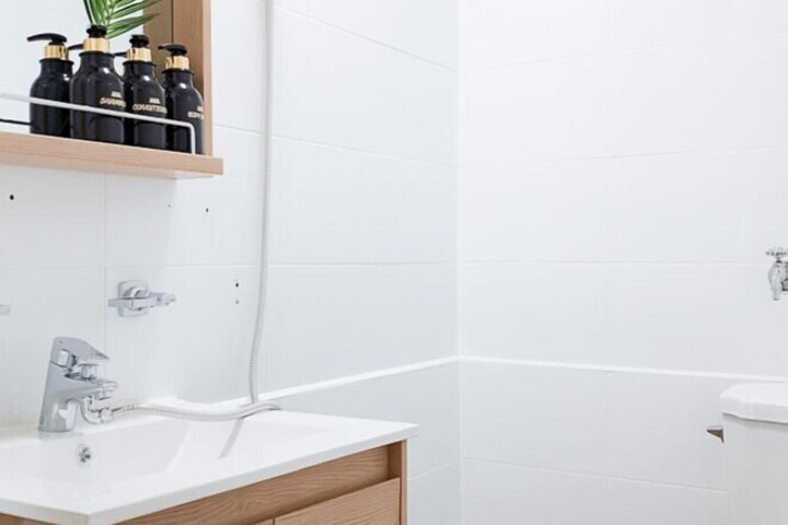 Nuha70 Cozy Private Two Story House in Seochon