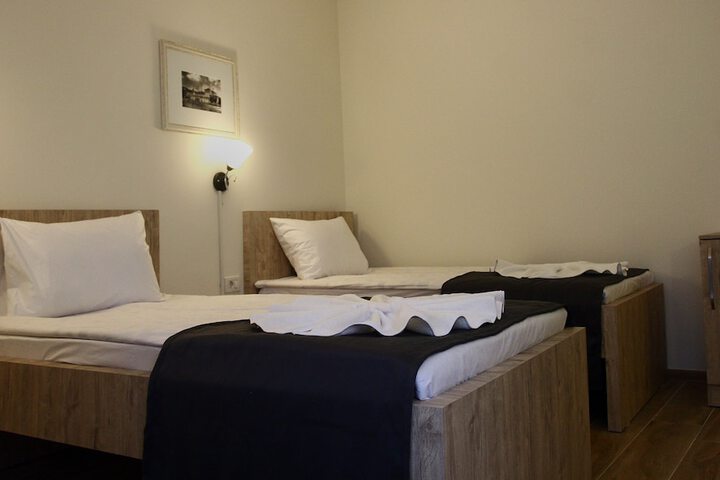 Room 21 of 74