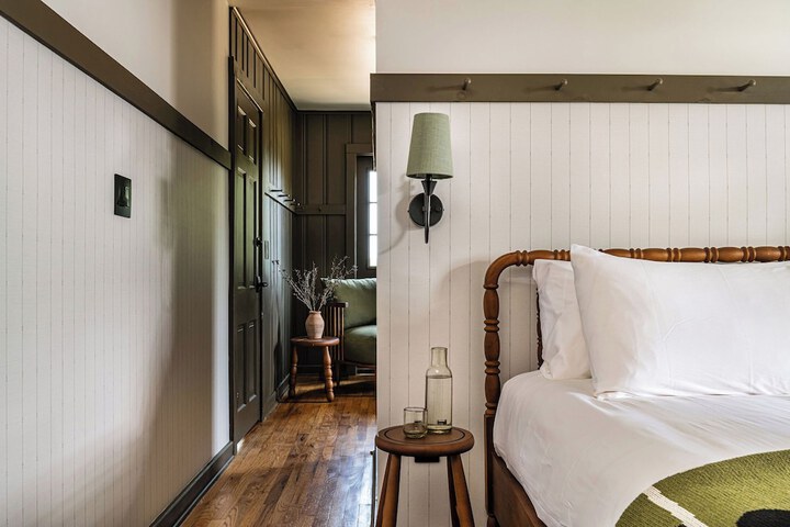Room 15 of 20