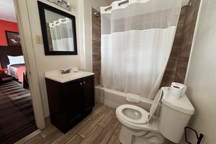 Room 20 of 29