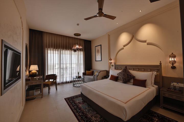 Room 12 of 54
