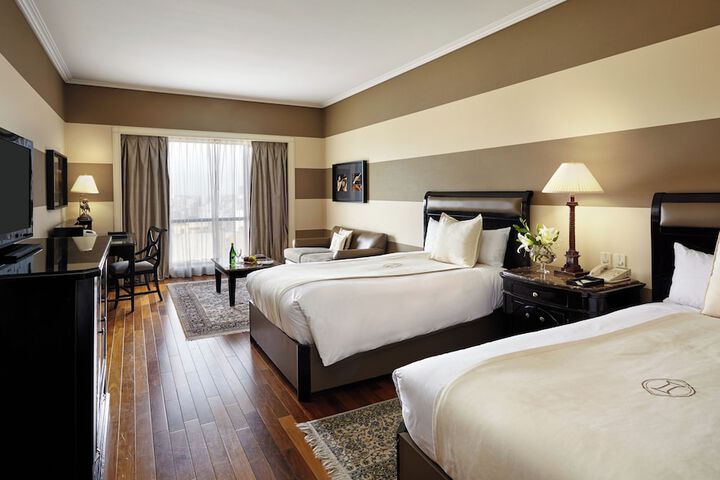 Room 21 of 72