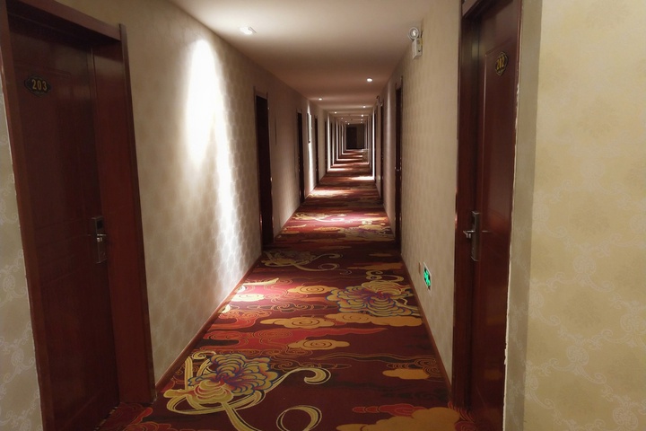 Hotel Interior 7 of 18