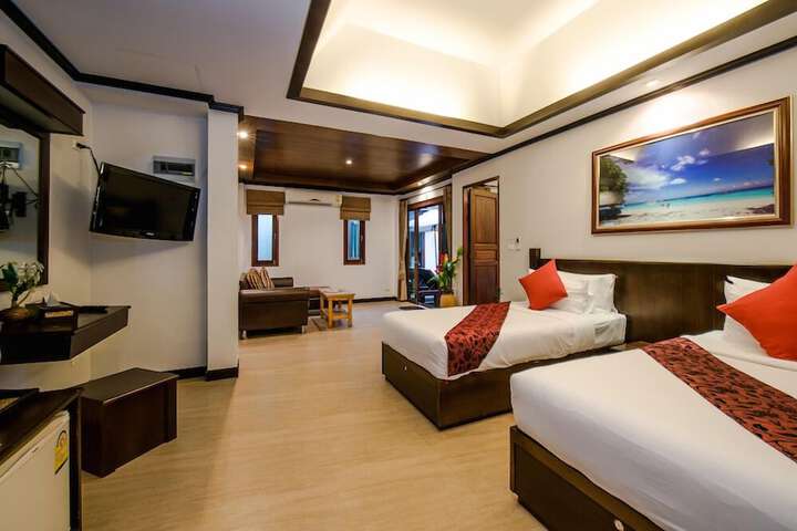 Room 13 of 53