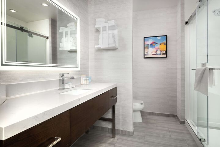 Bathroom shower