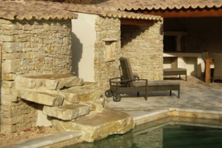 Pool 28 of 51