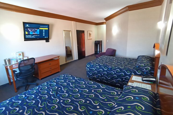 Room 17 of 77