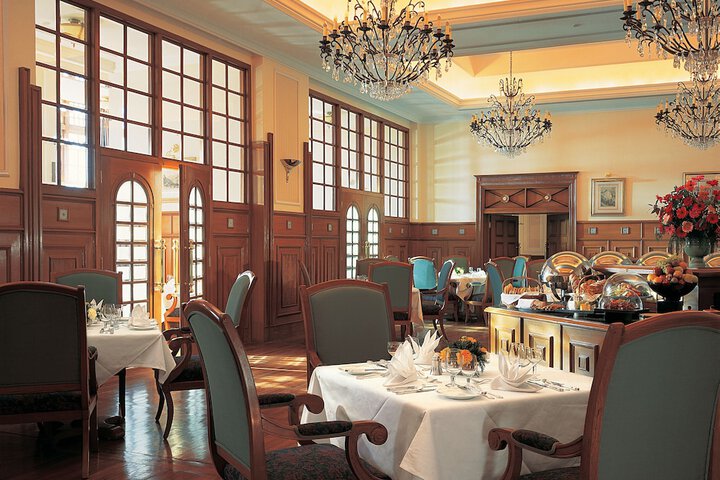 Dining 59 of 72