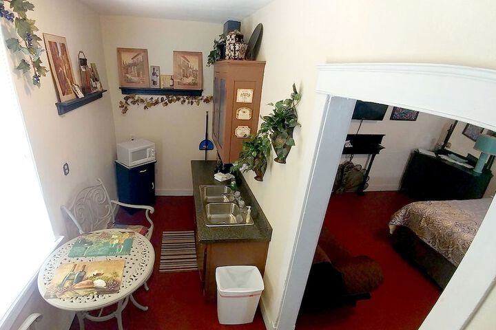 Room 46 of 101