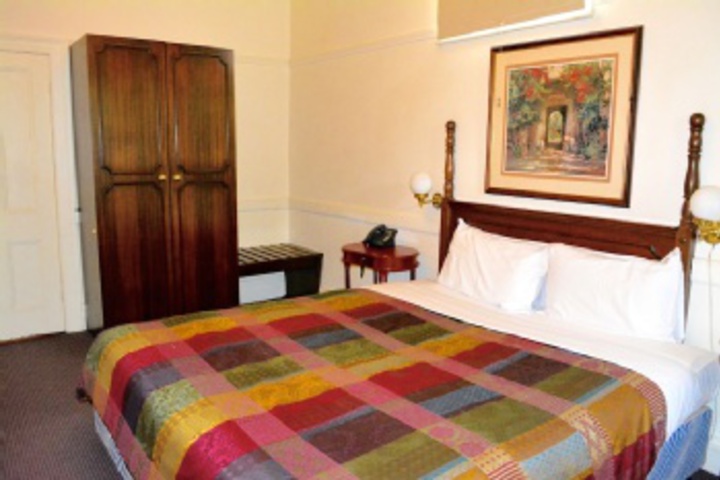 Room 202 of 768