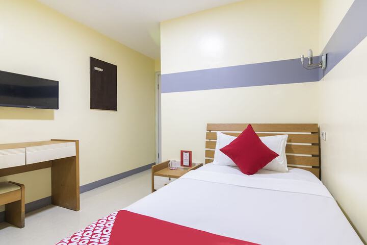 Room 16 of 31