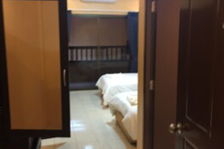 Ballroom/Hall 9 of 16