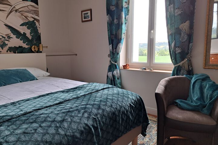 Room 21 of 25