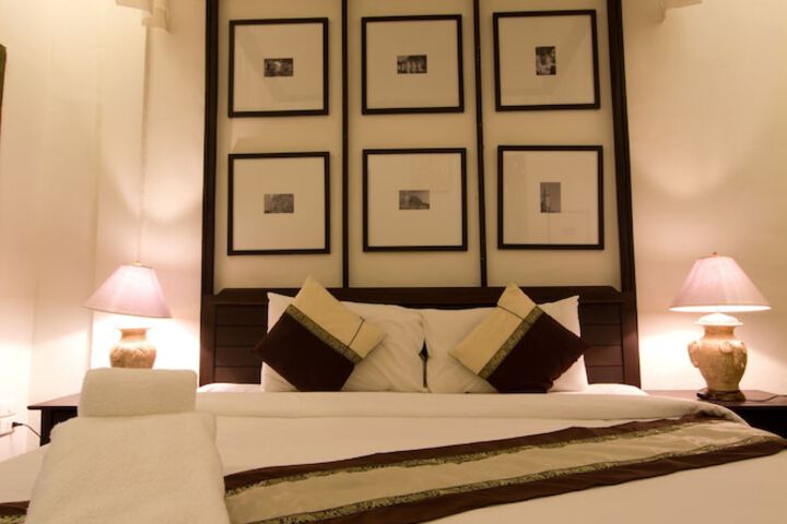 Room 12 of 73