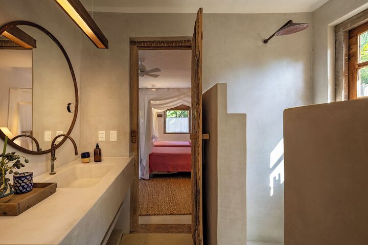 Room 61 of 73