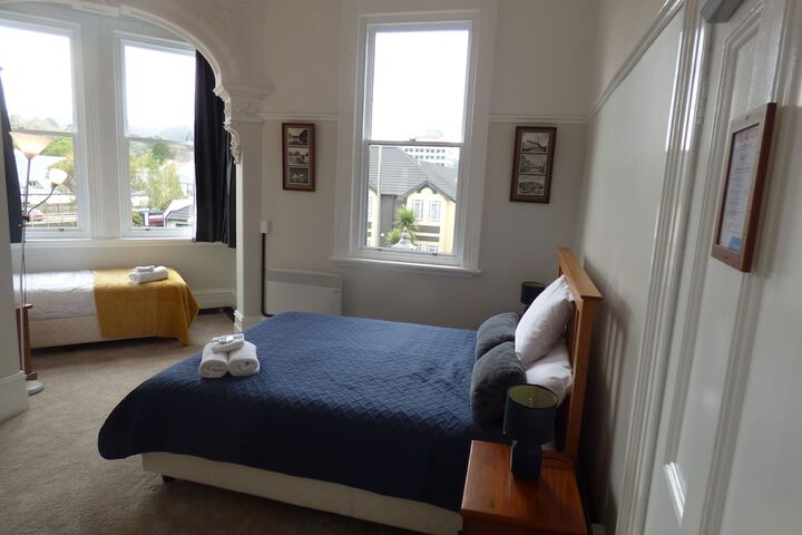 Room 10 of 40