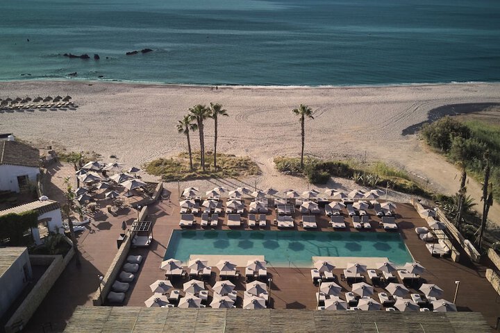 Pool 104 of 225