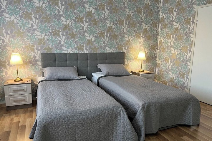 Room 45 of 108