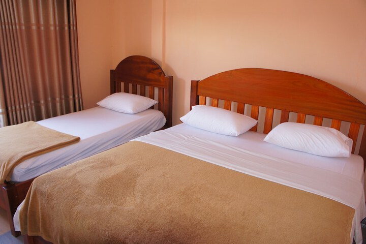 Room 8 of 26