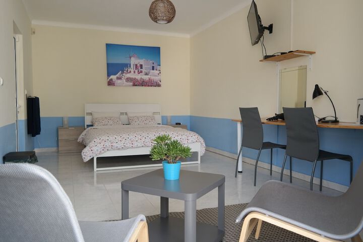 Room 4 of 14