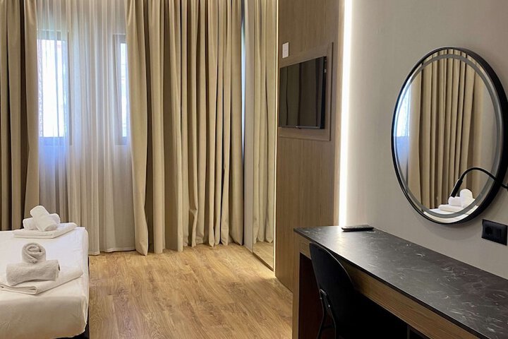 Room 26 of 71