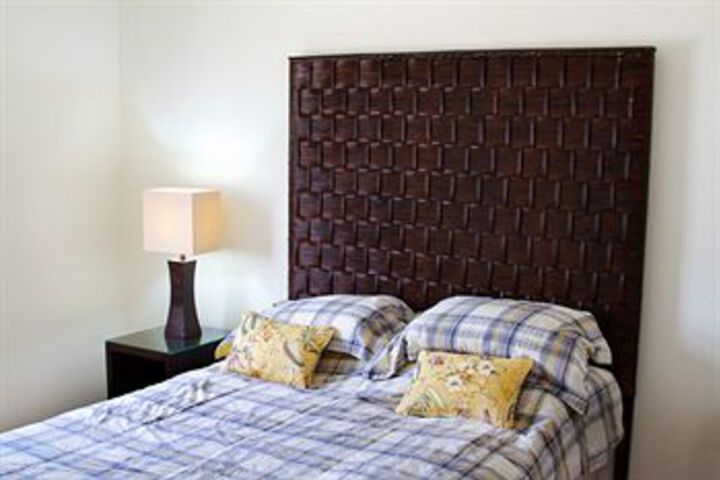 Room 12 of 36