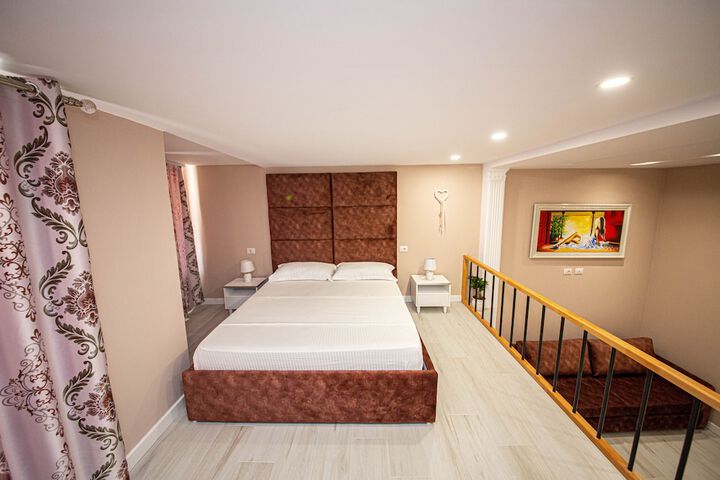 Room 22 of 41