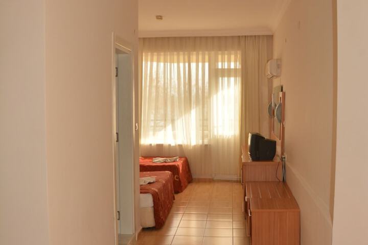 Room 13 of 51