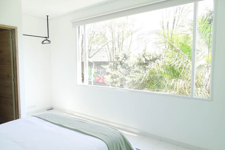 Room 5 of 13