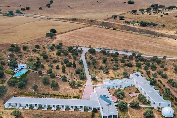 Montimerso Skyscape Country House in Reguengos de Monsaraz