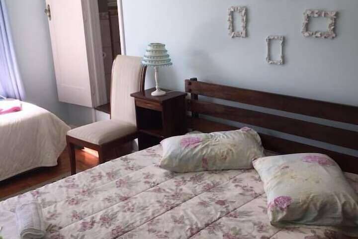 Room 4 of 49