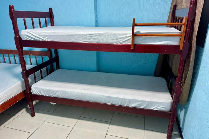 Room 5 of 85