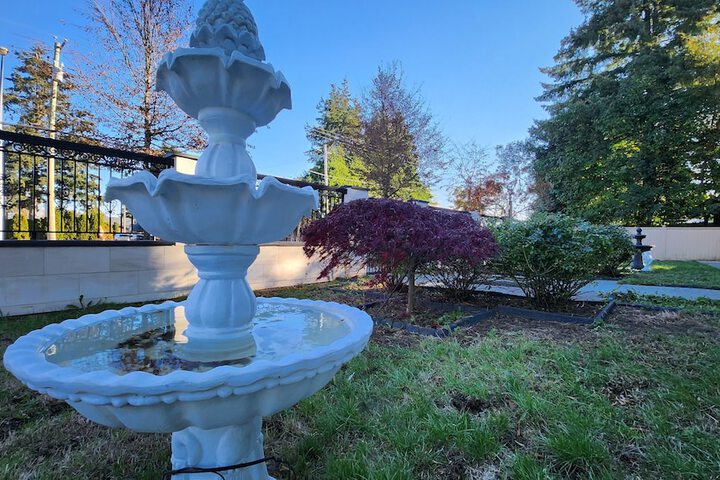 Hotel Exterior 108 of 109