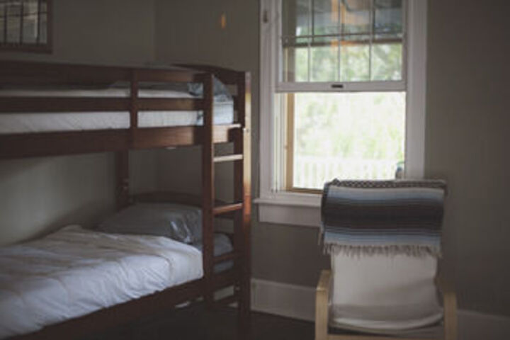 Room 3 of 10