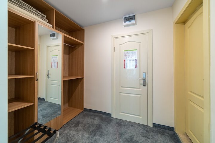 Room 14 of 45