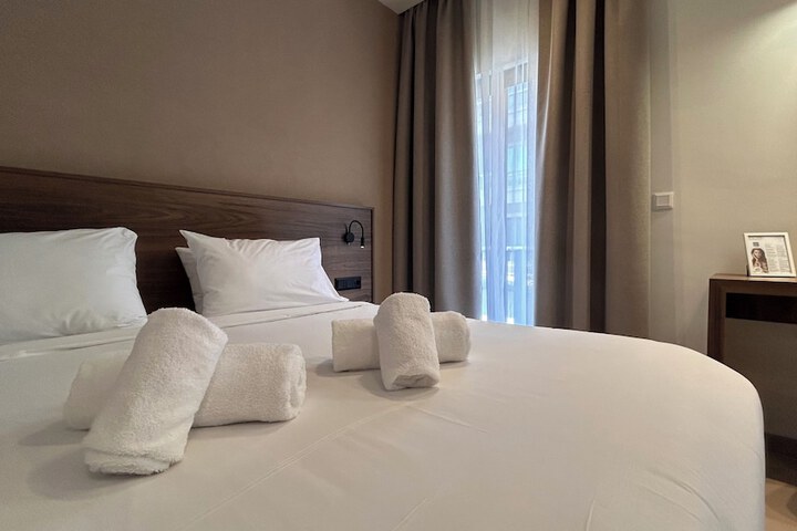 Room 13 of 53