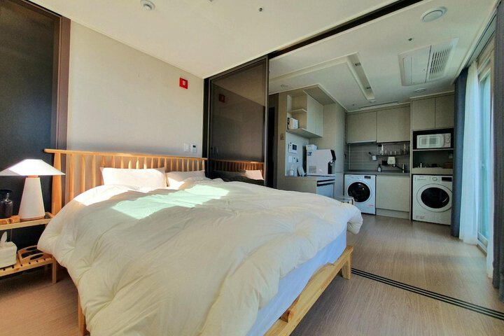 Room 4 of 640