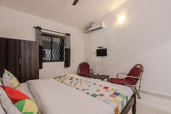 Room 6 of 19