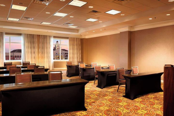 Meeting facility
