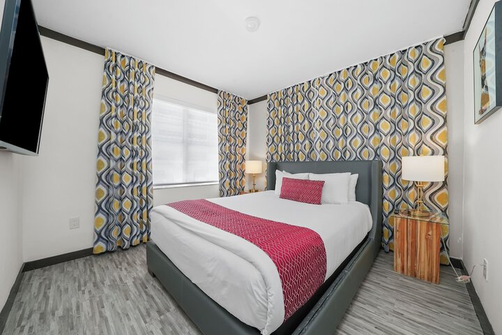 Room 12 of 56