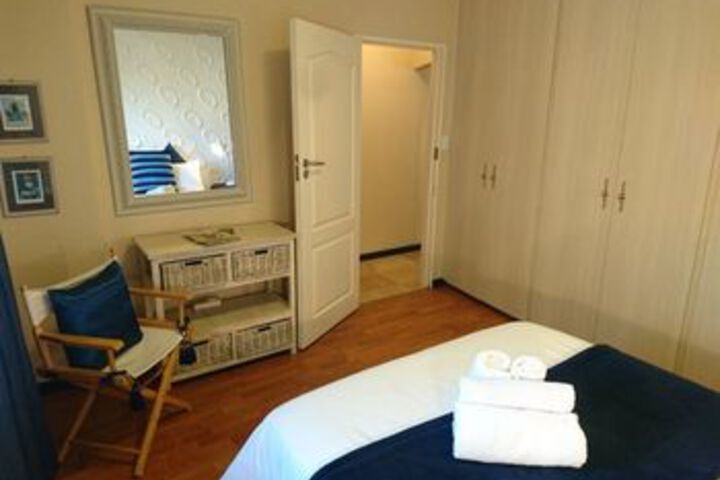 Room 7 of 17