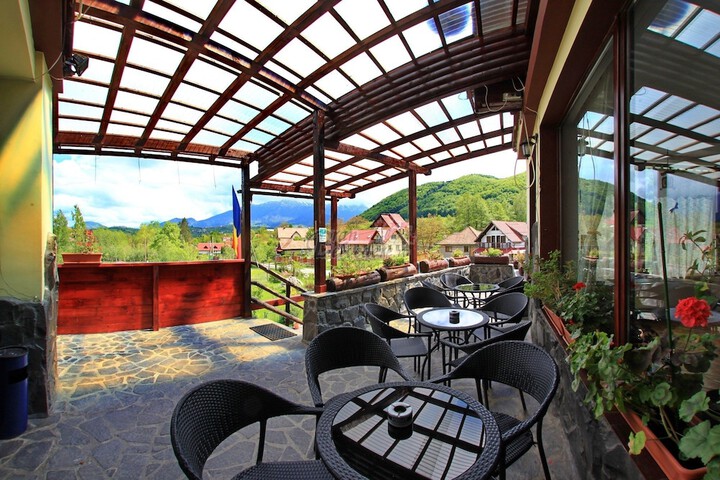 Terrace/Patio 50 of 52