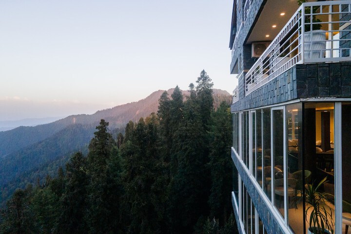 Hotel 52 of 55