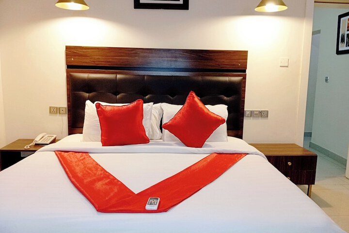 Room 25 of 78