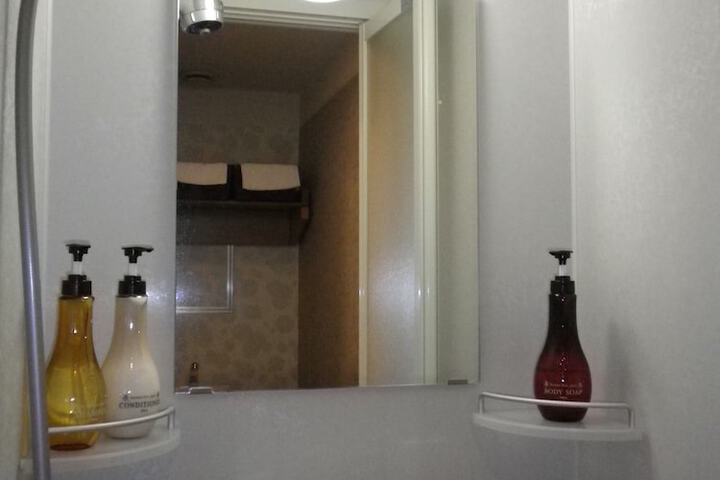 Room 43 of 95