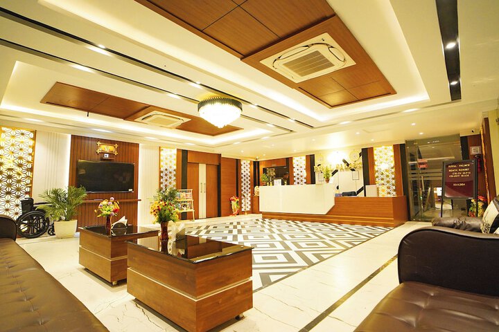Hotel Interior 6 of 81