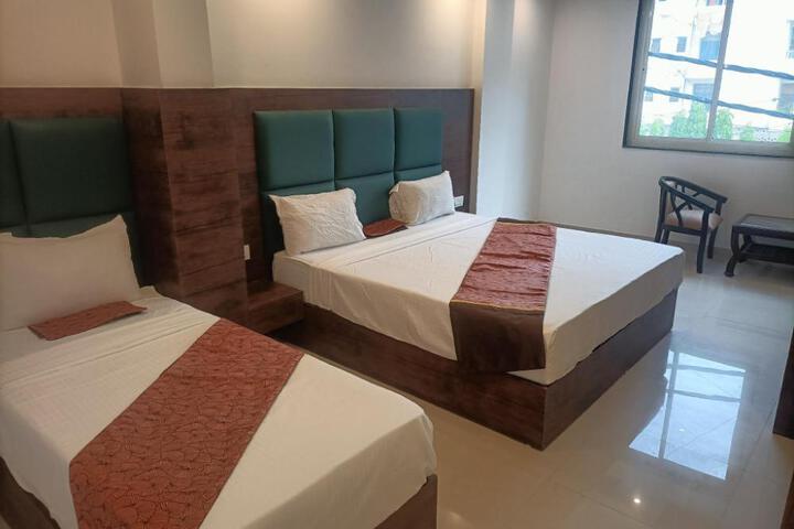 Hotel The Tark Near IGI Airport Delhi