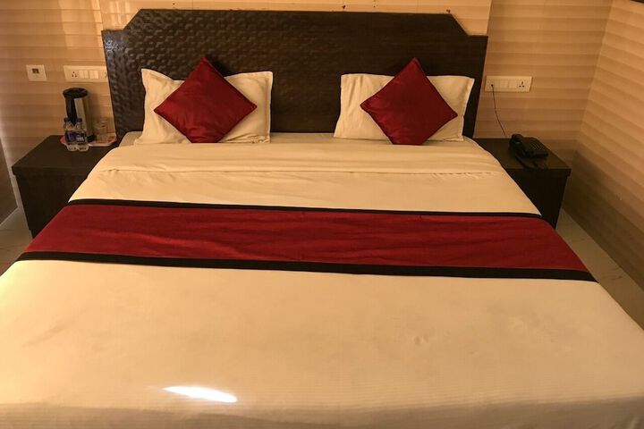 Room 3 of 15