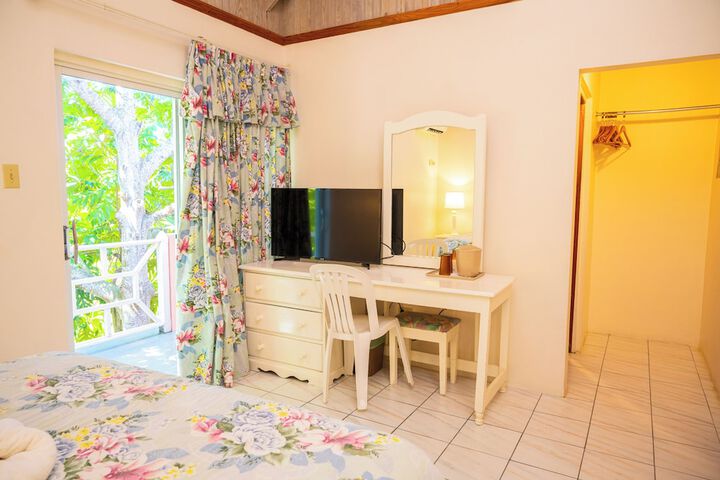 Room 18 of 61