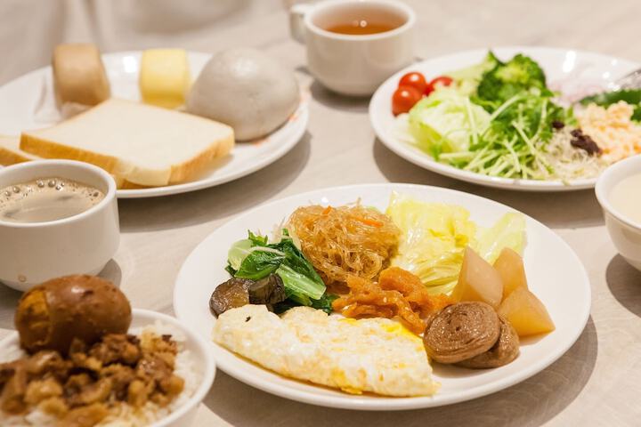 Breakfast/Coffee Service 124 of 139